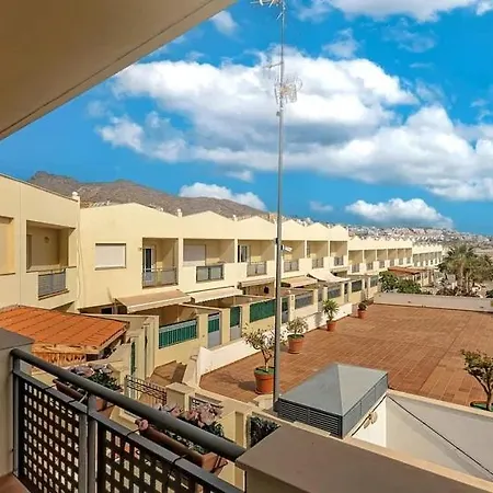 Апартаменты Tenerifeopenhome Townhouse Oasis Fanabe 40 *